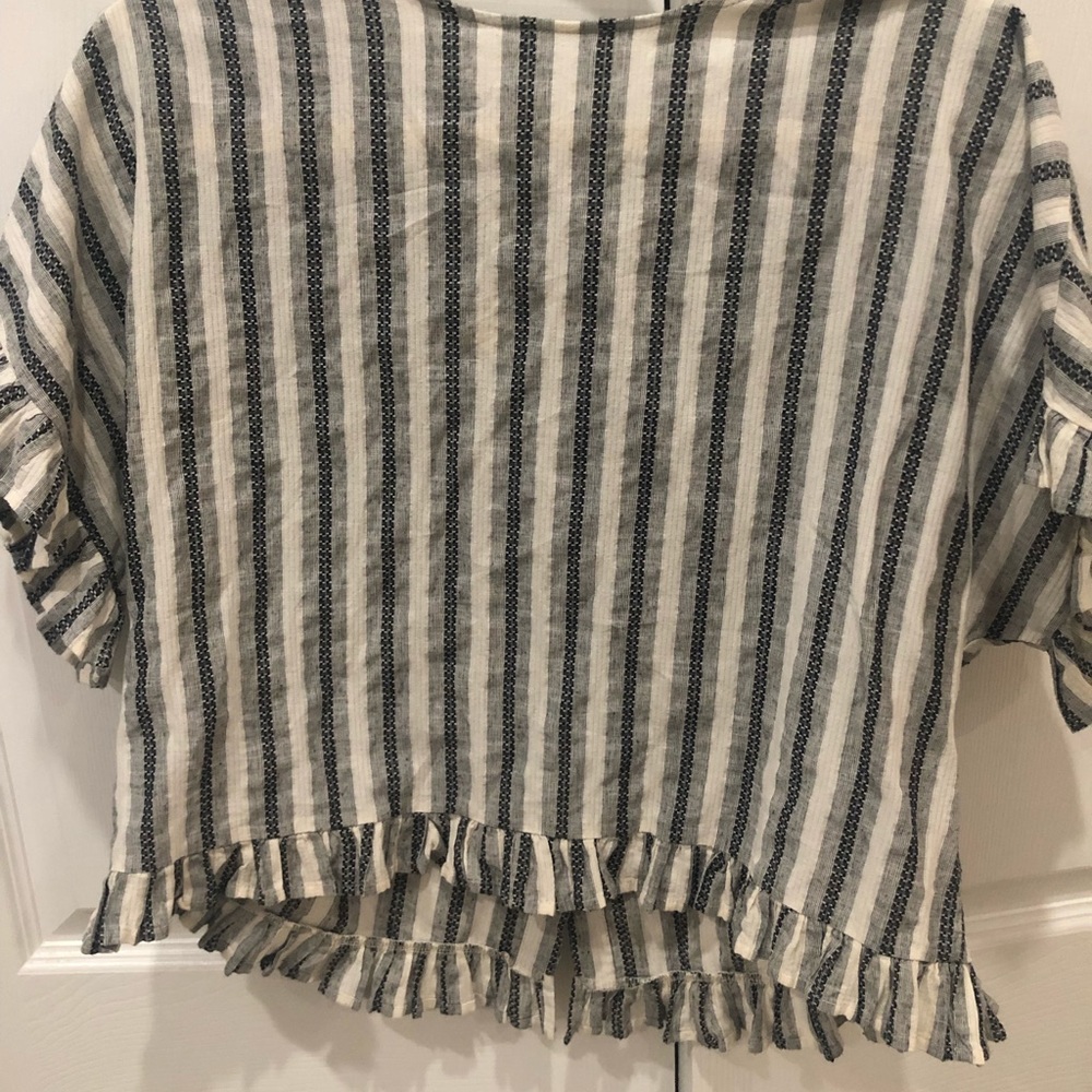 BP Flutter Sleeve Top